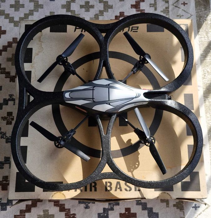 Dron Parrot AR Drone