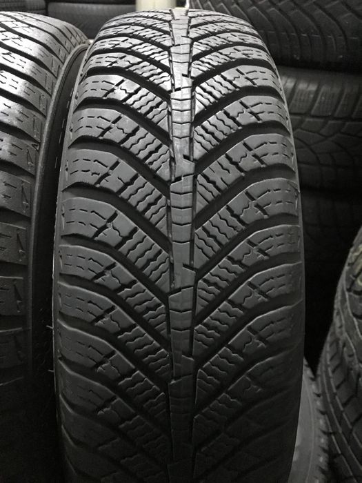 Шины б/у зима 165/70R14 Kumho Solus HA31 (Склад резины)
