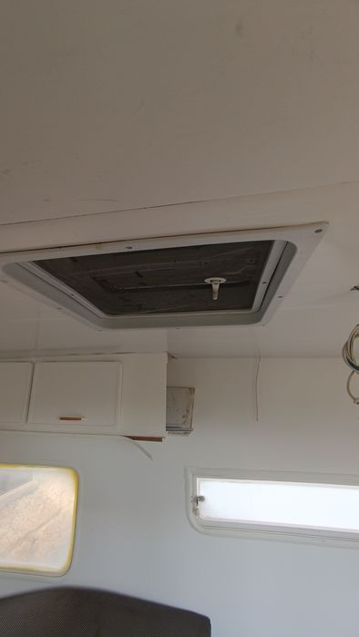 PREÇO ATÉ DIA 17/10 Vendo caravana  tabbert 3.5 MT para restauro.