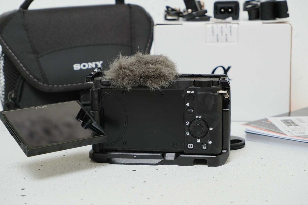Sony ZV-E10 + kit 16-50mm (ТОП комплект)