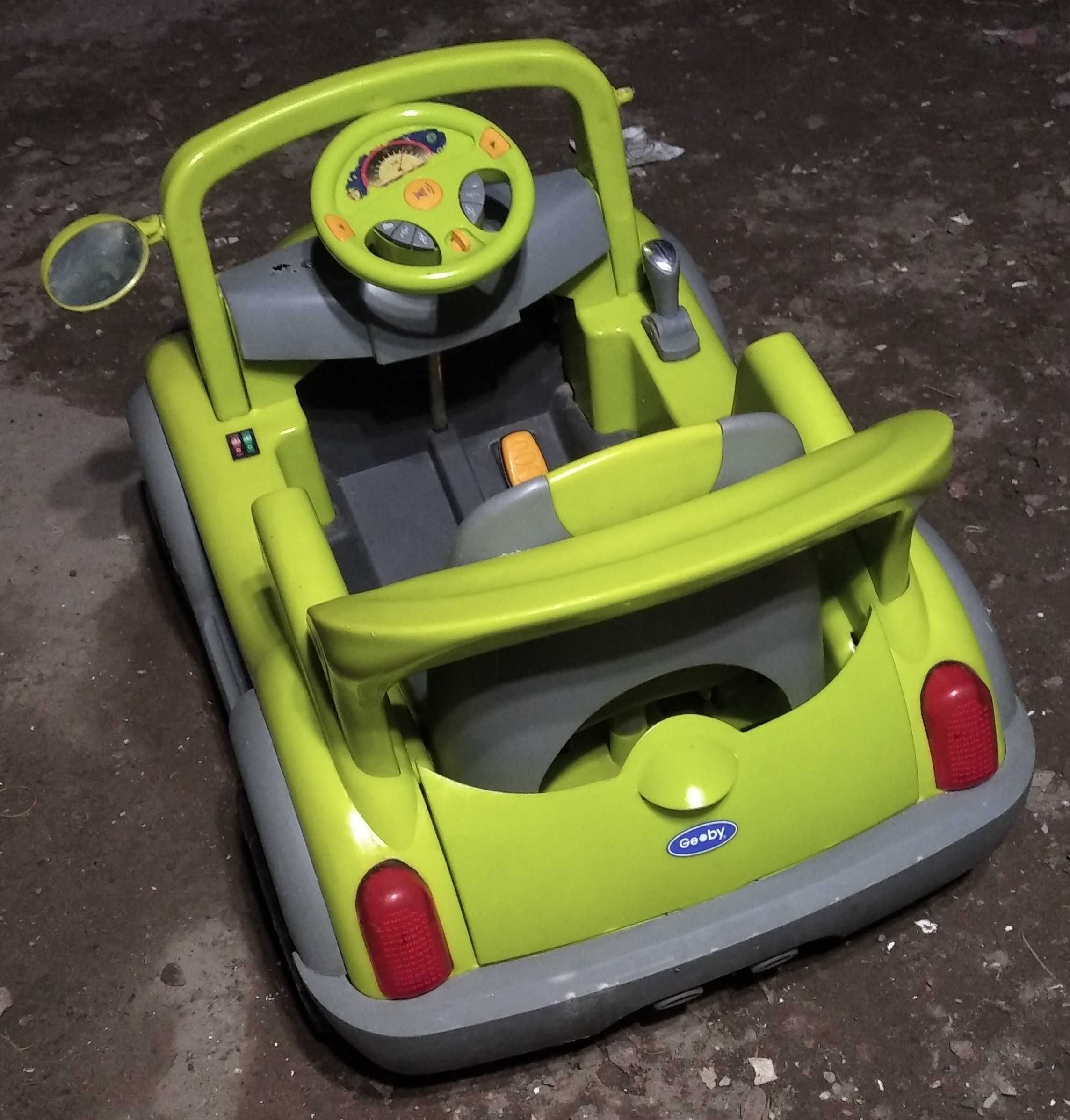 Детский электромобиль Volkswagen Beetle (фольксваген жук)