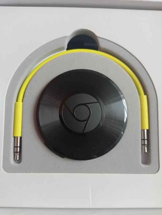 Google Chromecast audio 2 RUX-J42
Rux- J42

Jak nowy. 
Ładowarka UK -