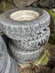 Pneus todo terreno M+S LT 265/70R16