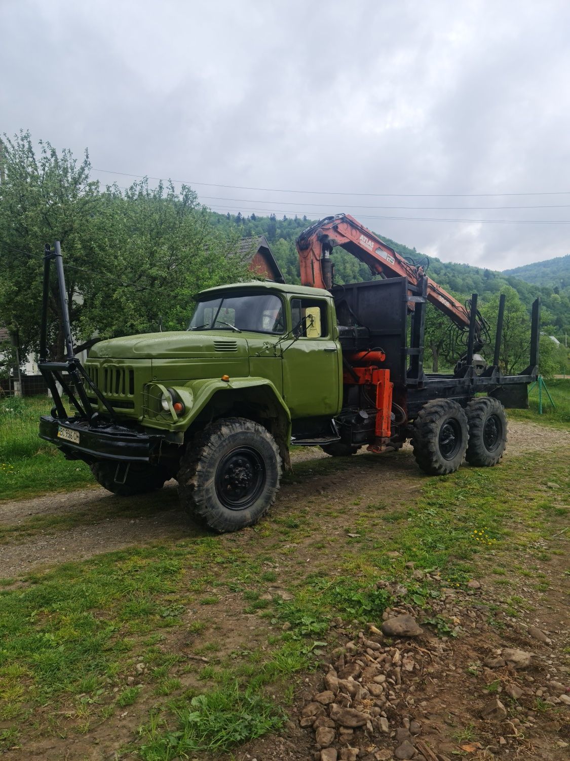 ЗІЛ 131 з маніпулятором