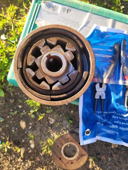 Serwis, naprawa maszyn ogrodniczych i czyszczących, usługi ślusarskie