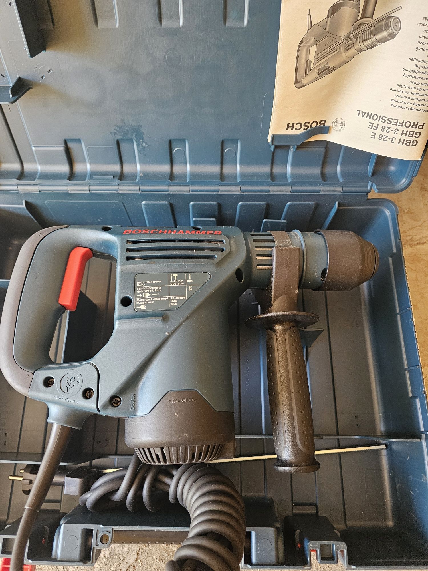Перфоратор Bosch GBH 3-28E