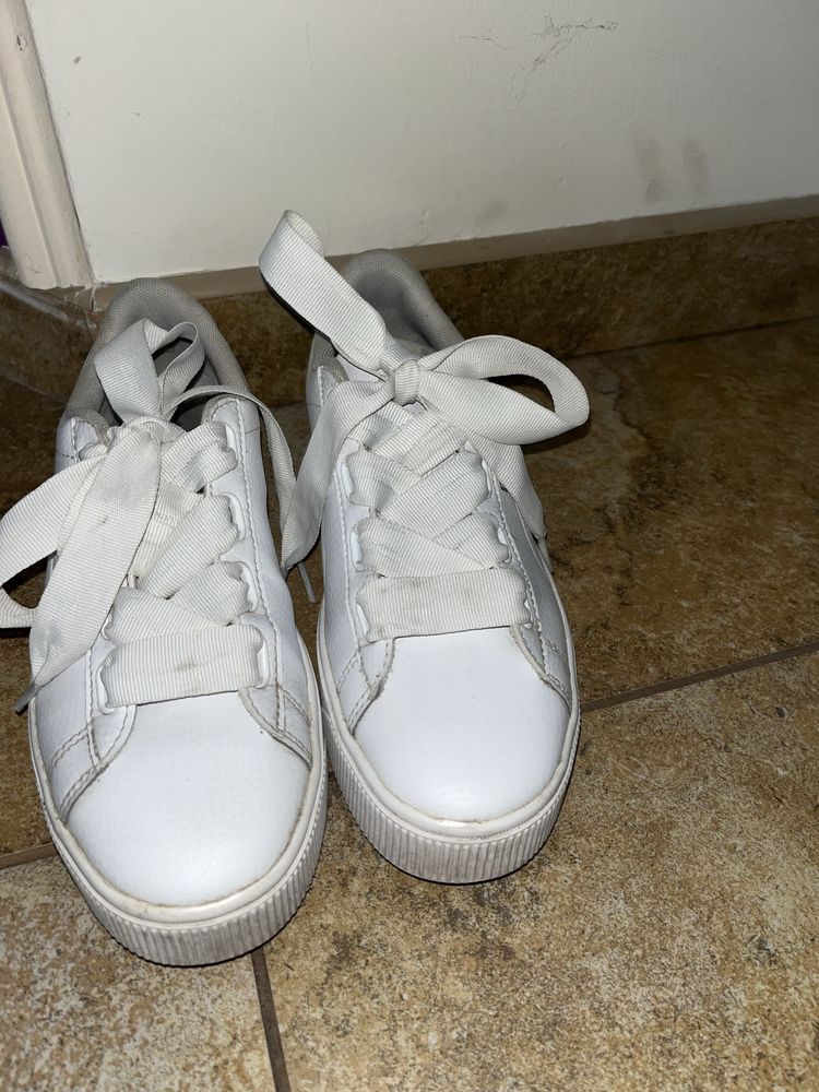 Buty puma białe skórzane r.38