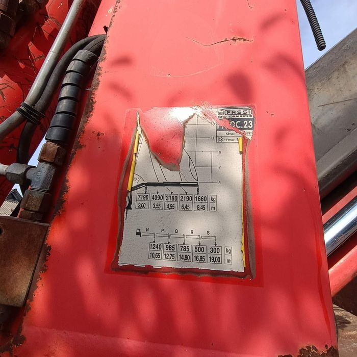 MAN кран-маніпулятор