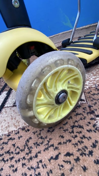 Самокат дитячий  3-6 р.