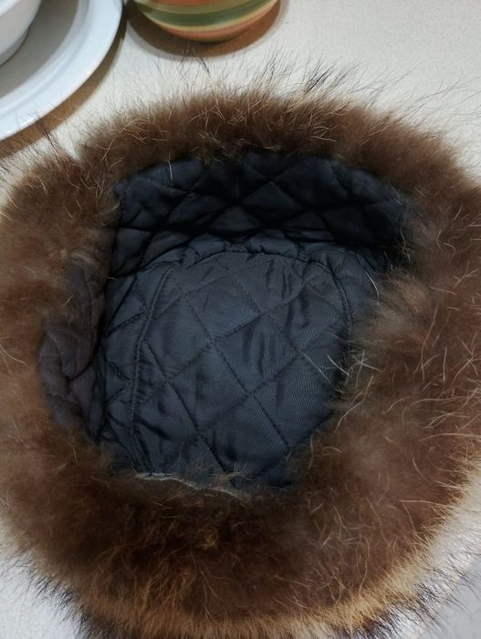 Czapka uszatka zamszowa