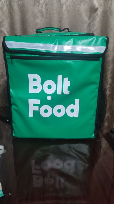 Сумка Bolt Food.