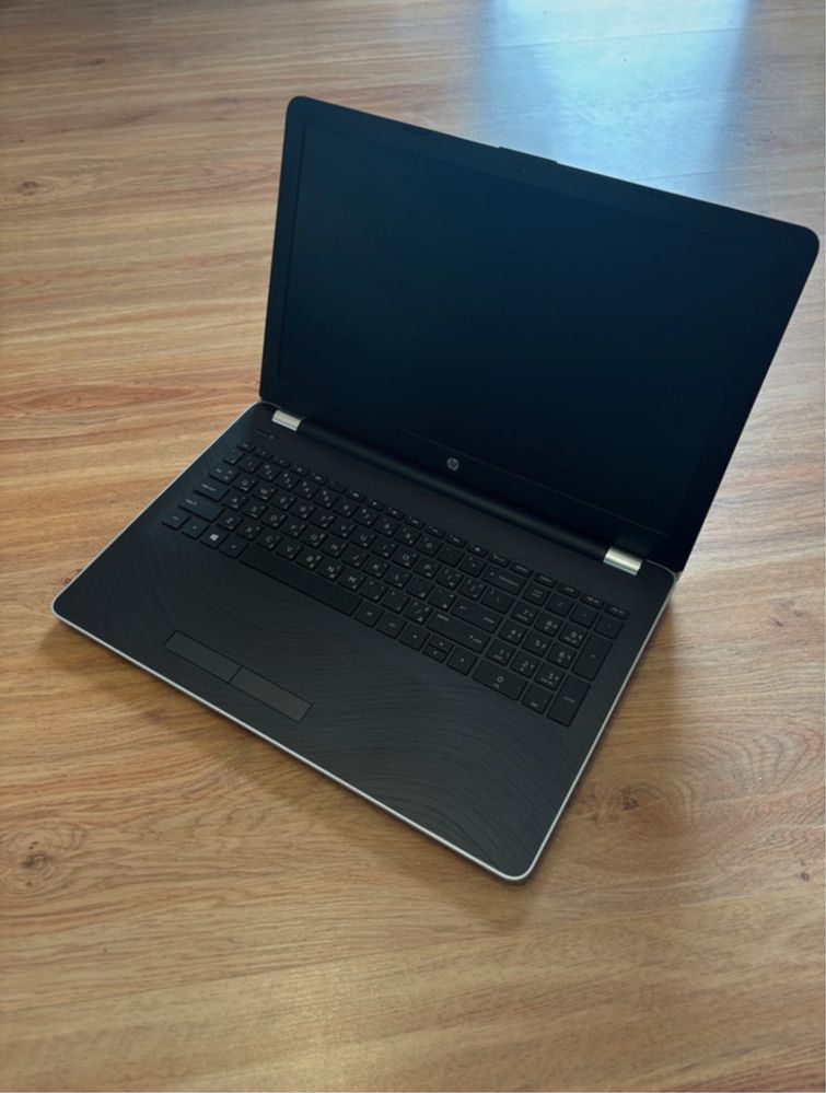Laptop HP 15-BS1xx, Intel Core i5 8250U, 1 TB, 15.6",Windows 10 Home