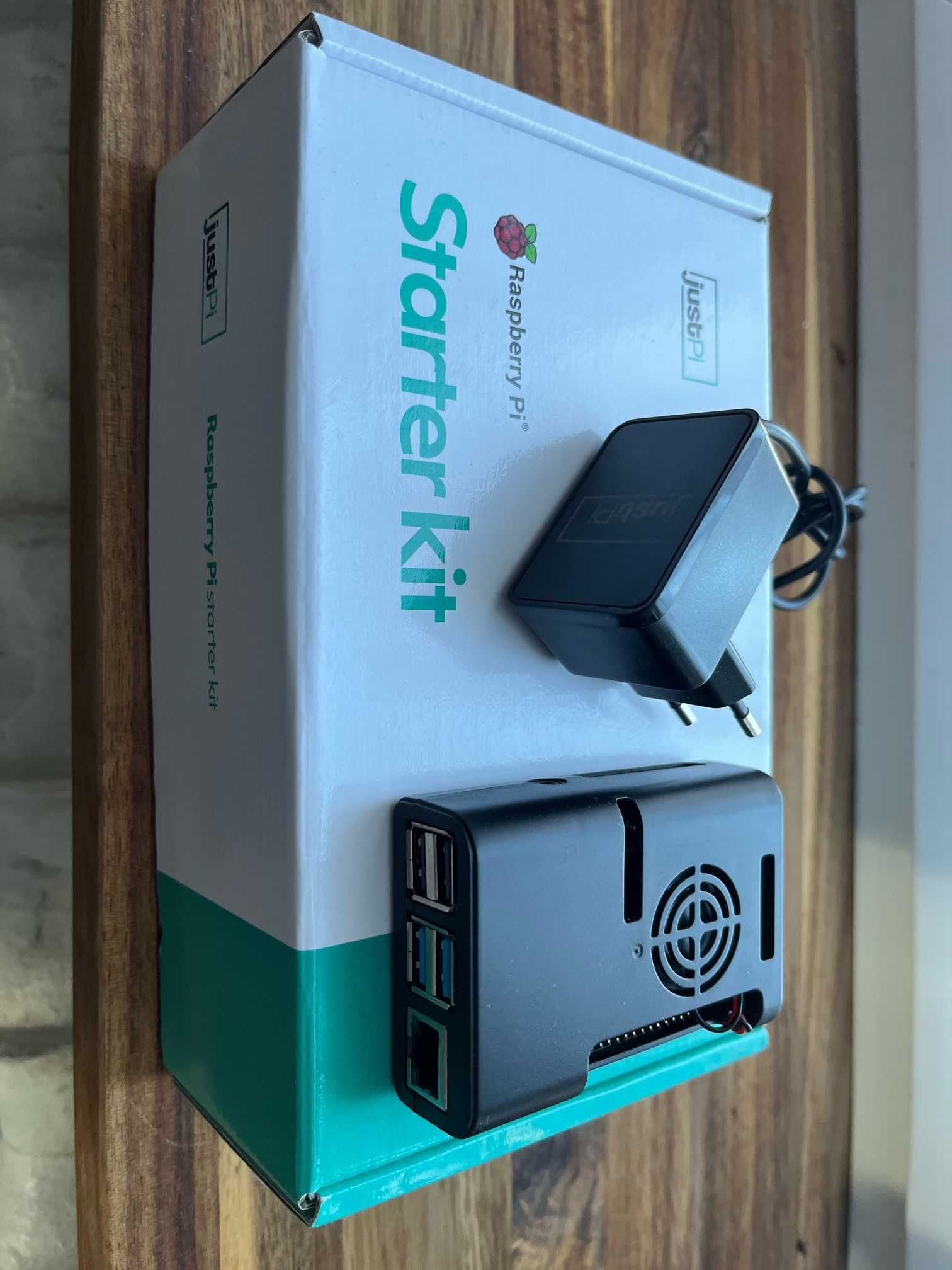 Raspberry Pi 4 2GB Starter Kit