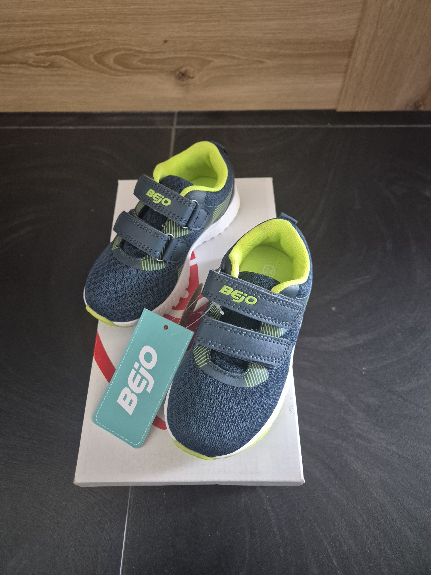 Buty chłopięce Bejo rozmiar 24 -nowe