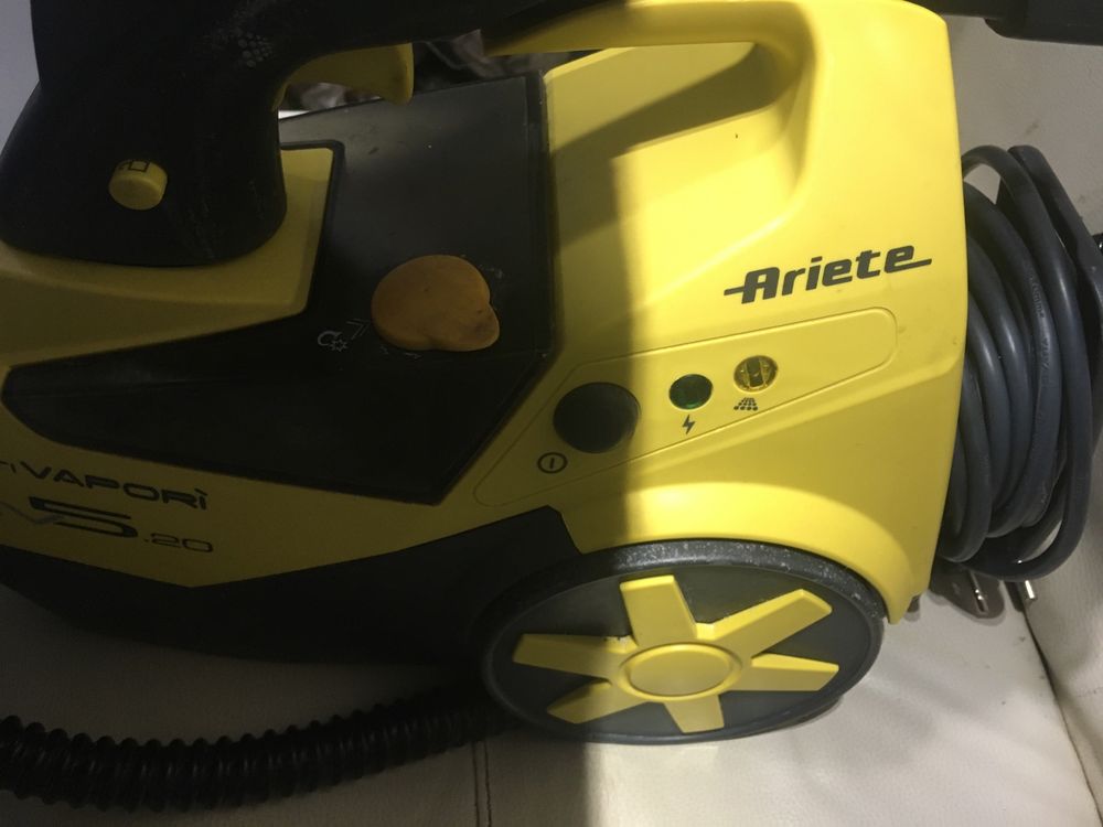 Пароочиститель ariete