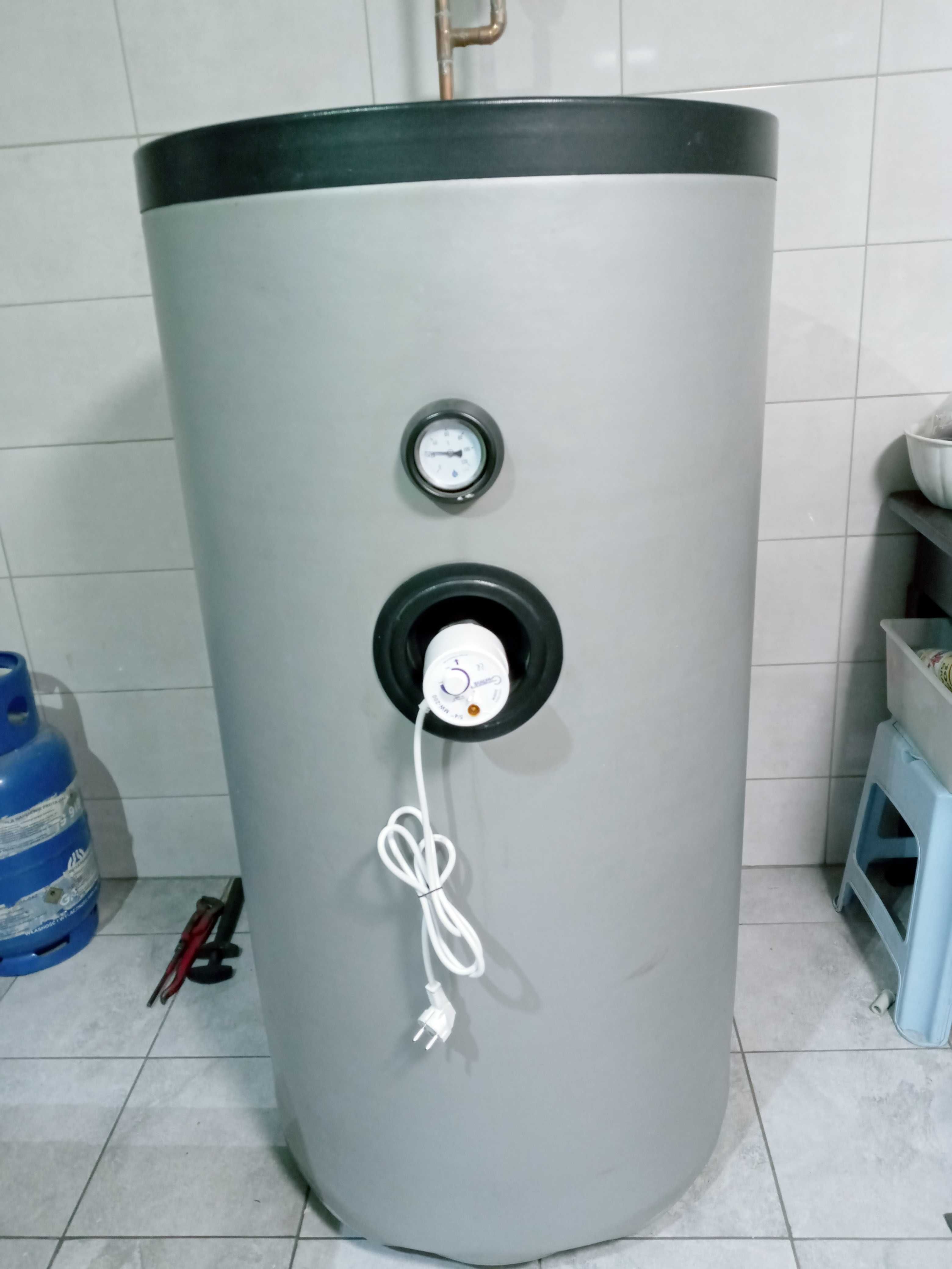 Sprzedam BOJLER WEBER 300L z 2017r.