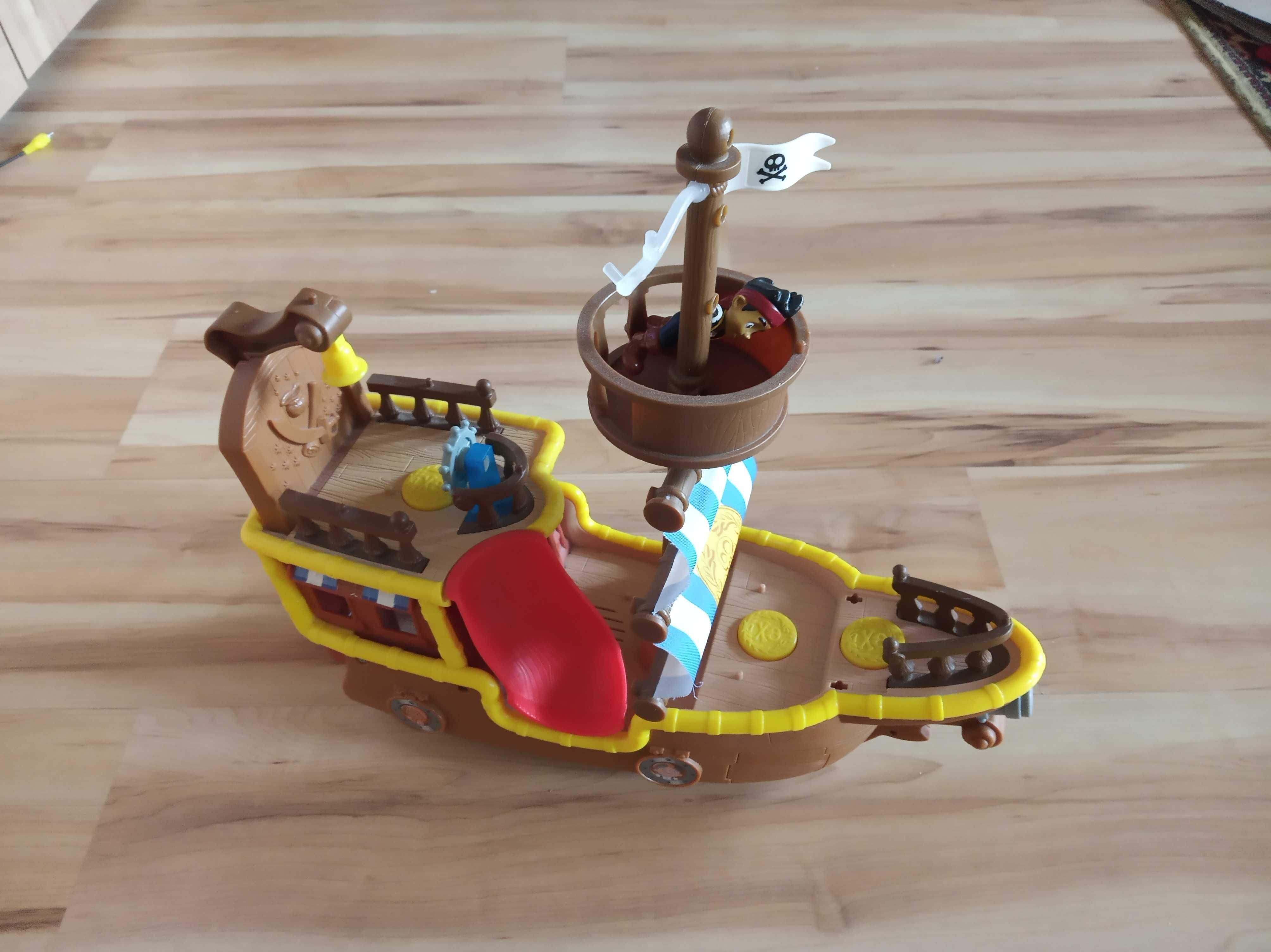 Fisher Price Jake : Łajbek gadający Statek Piratów