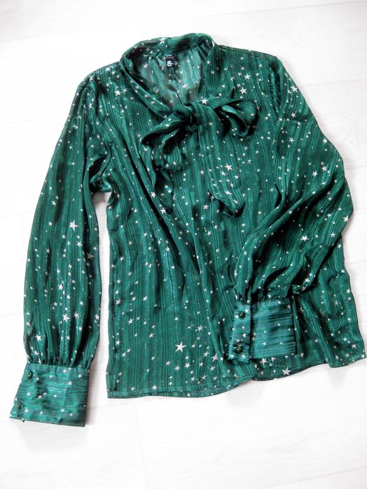 Шикарная зелёная прозрачная блуза со звёздочками Olrain