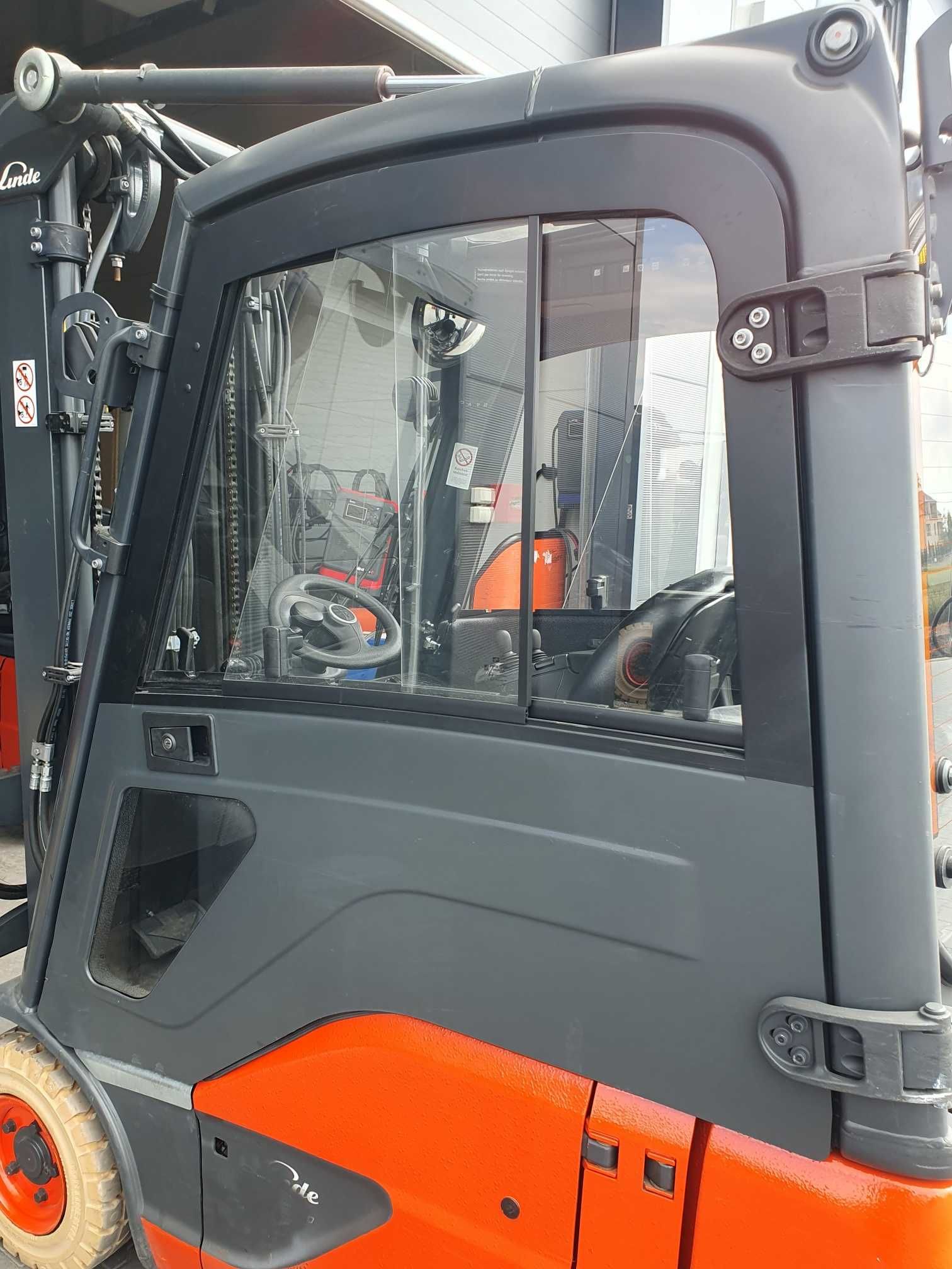 Komplet Drzwi wózek Linde E16 seria  386 , E20 E18