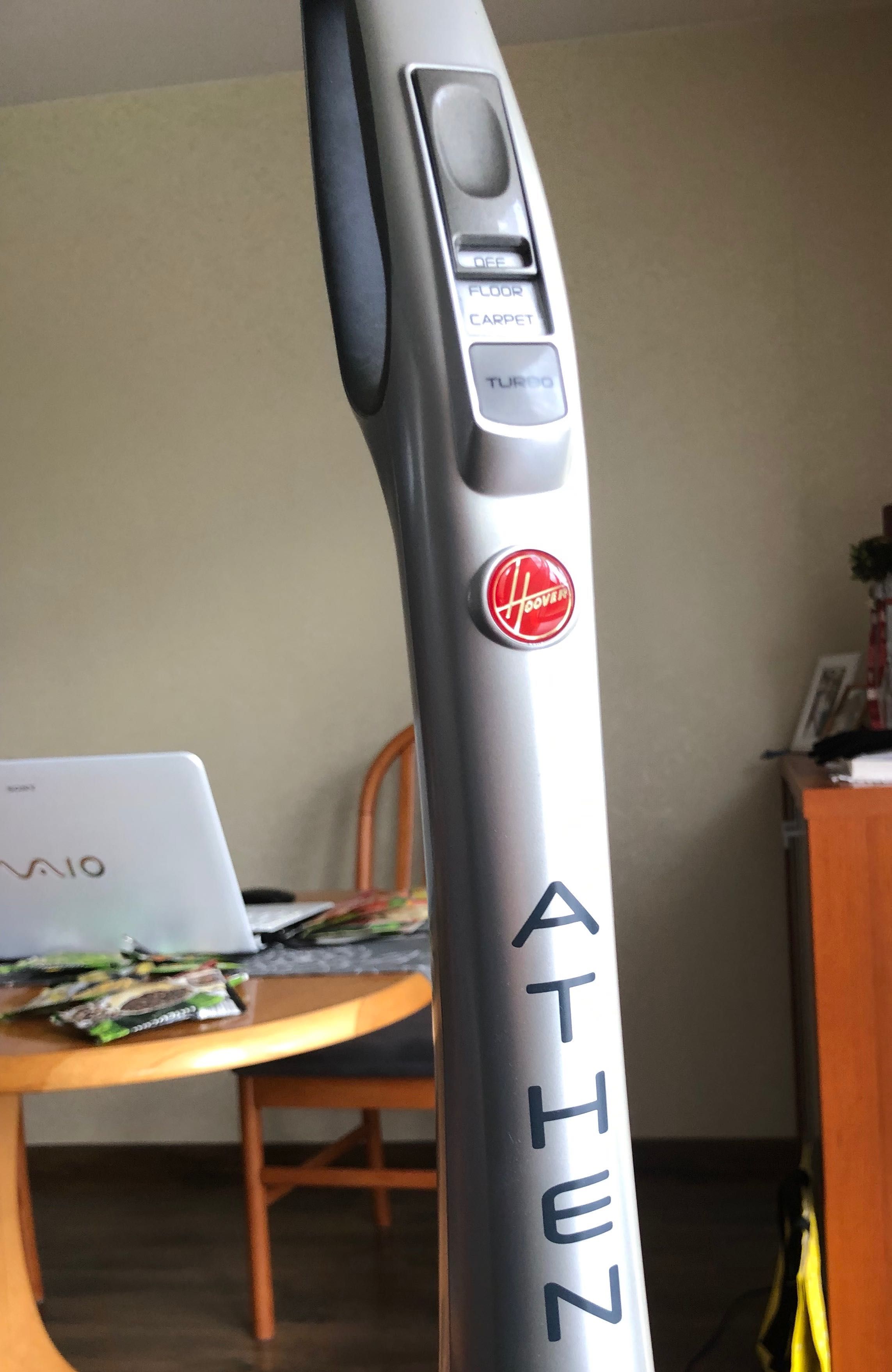 Odkurzacz  bezprzewodowy HOOVER ATCHEN