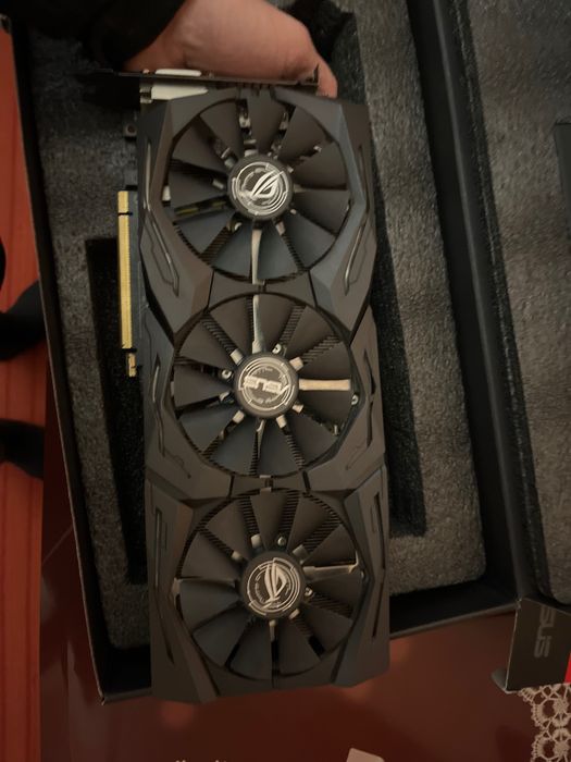 Radeon RX580 asus strix gaming