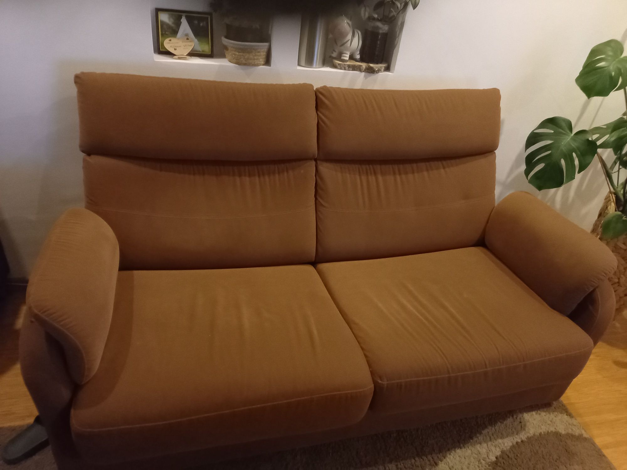 Sofa z funkcją spania i 2 fotele