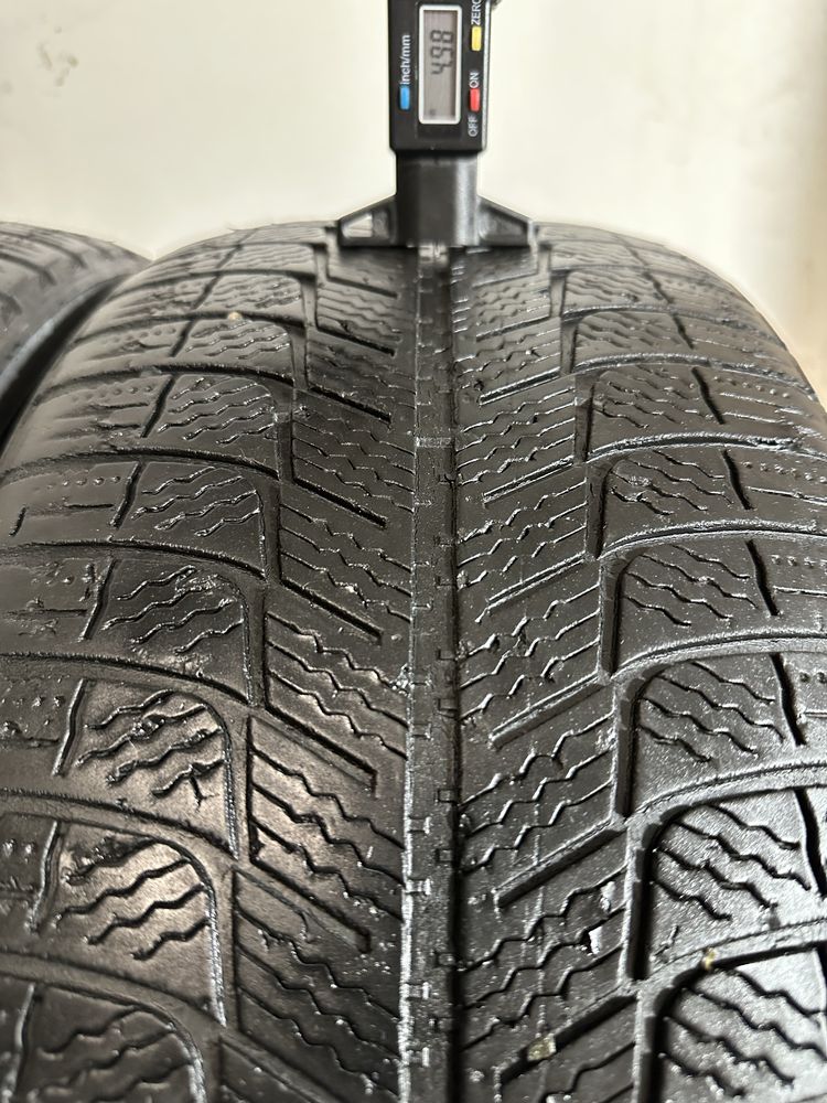 Michelin X Ice 215/55r17 зимова