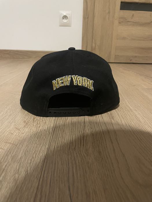 Czapka New Era .