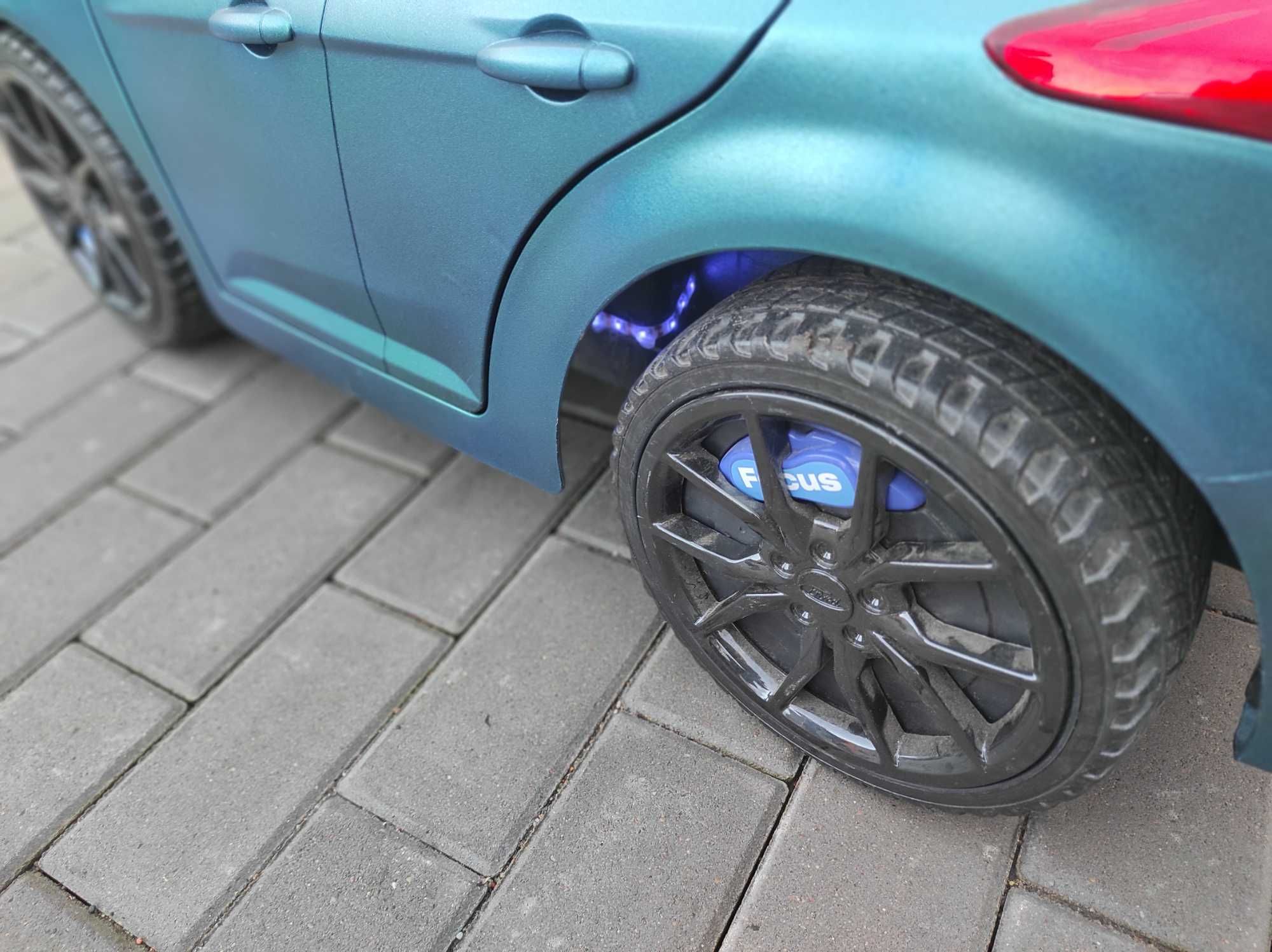 Auto na akumulator Ford Focus RS Niebieski Lakierowany