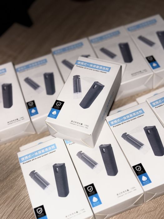 Портативний очищувач екранів 2в1