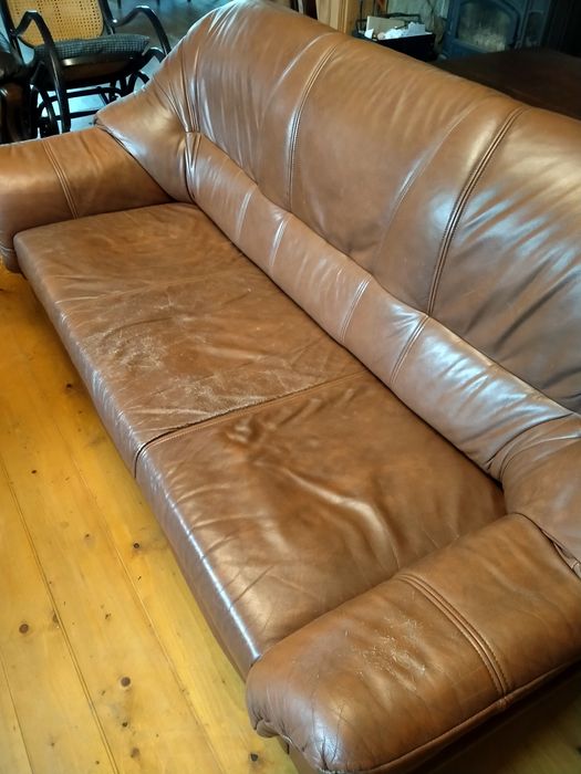 Skórzana brązowa kanapa