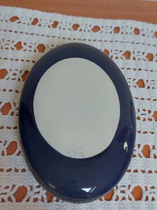 Caixa e cinzeiro em porcelana azul cobalto