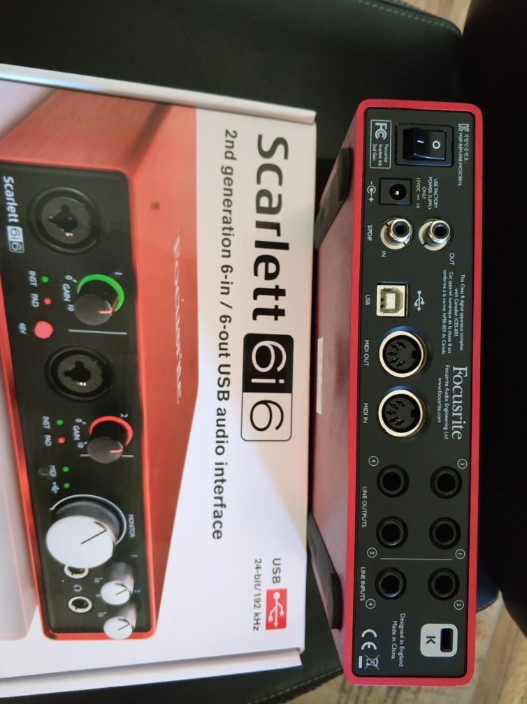 Interface audio Focusrite 6i6 2gen
