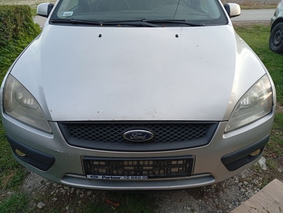 Przód Ford Focus MK2 Srebrny maska pas lampy błotnik