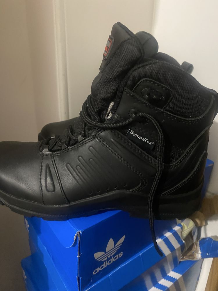 Botas taticas como novas