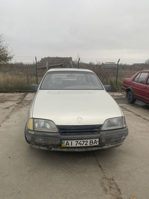 Опель омега 1988року