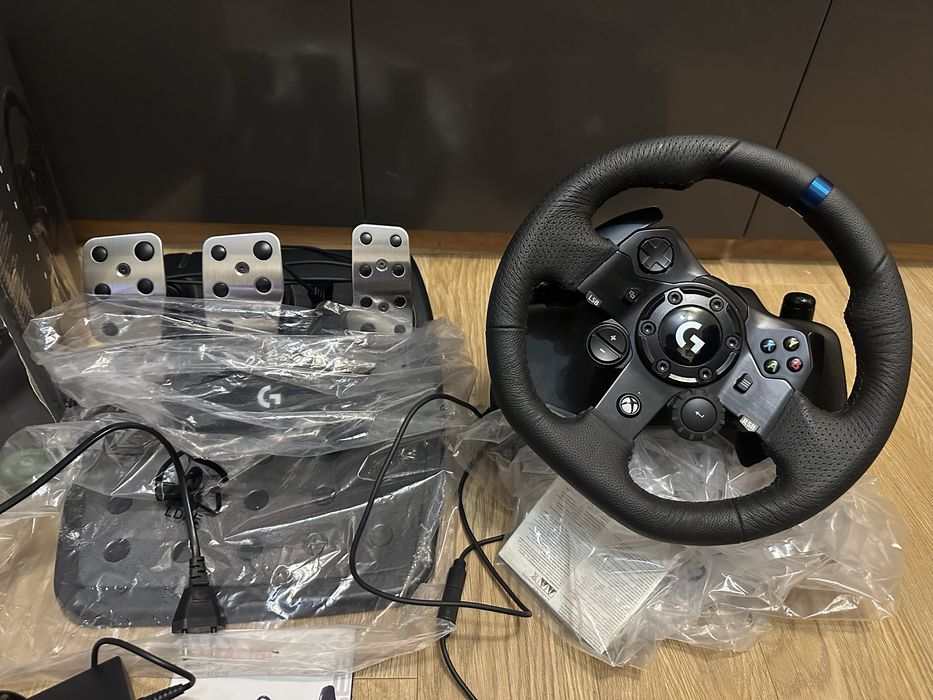 Игровий руль Logitech G923 PC/XBOX (тести, відео) g920, thrustmaster