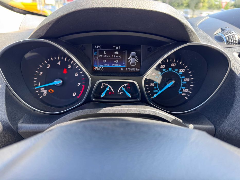 Ford Escape 2015 Форд Ескейп