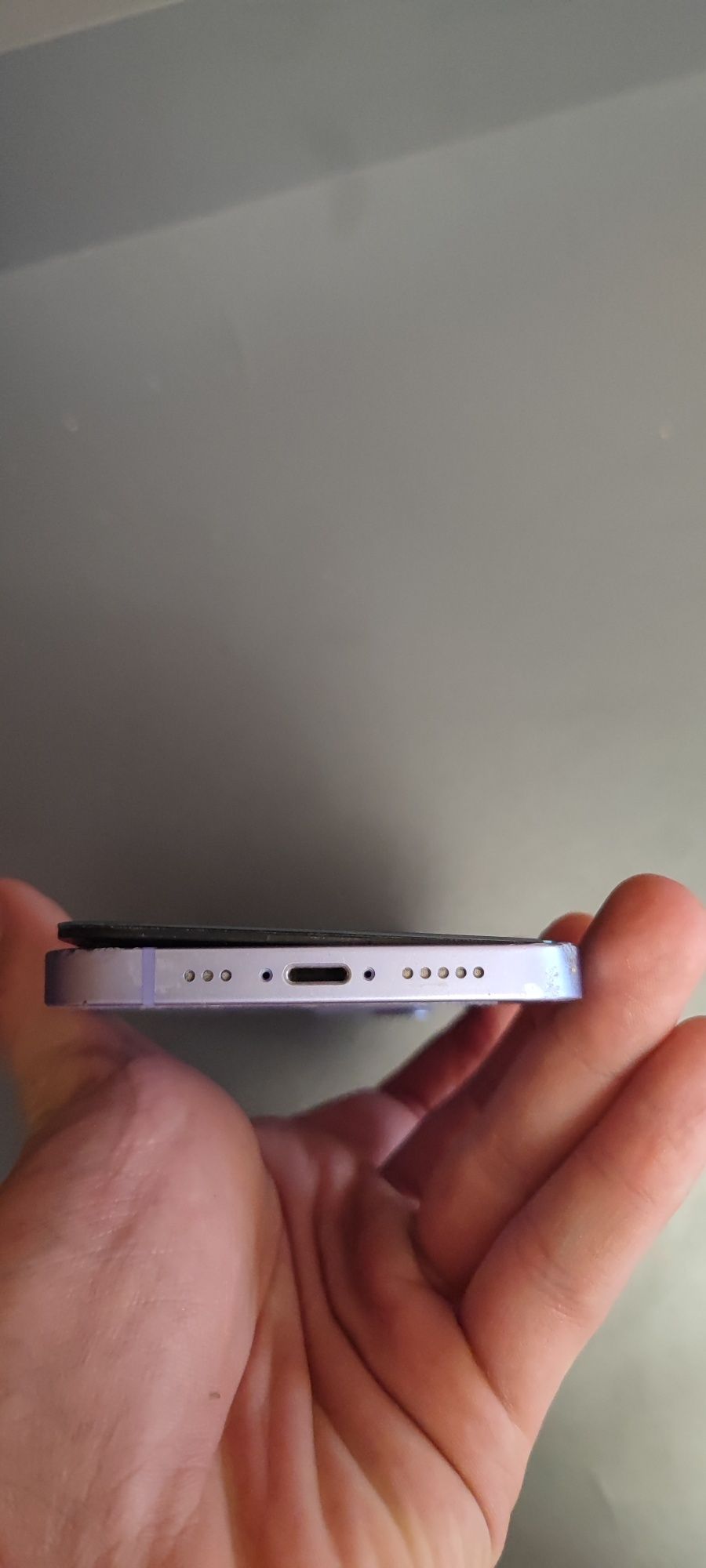 Telefon iPhone 12