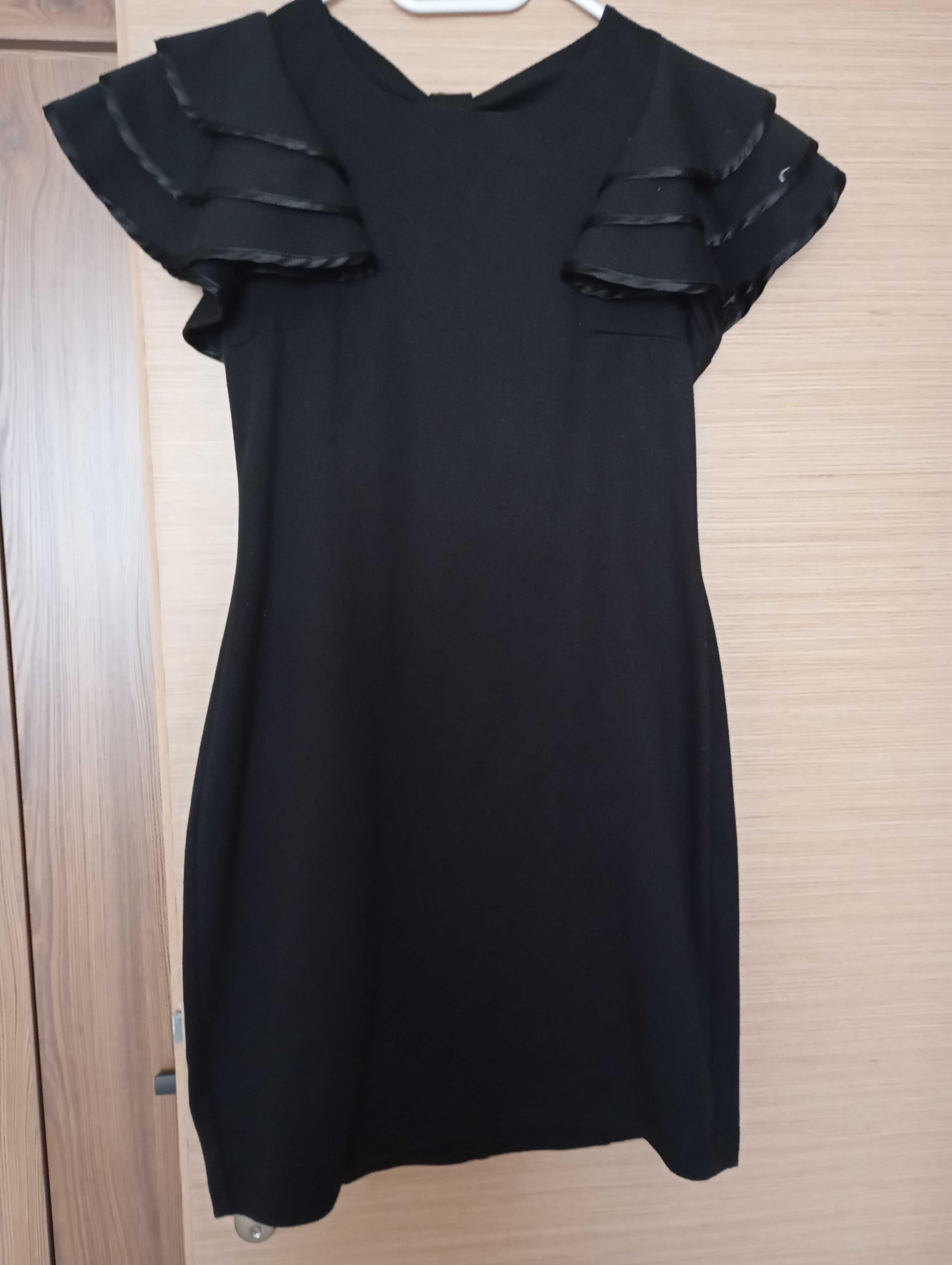 Elegancka czarna mini r. M/L