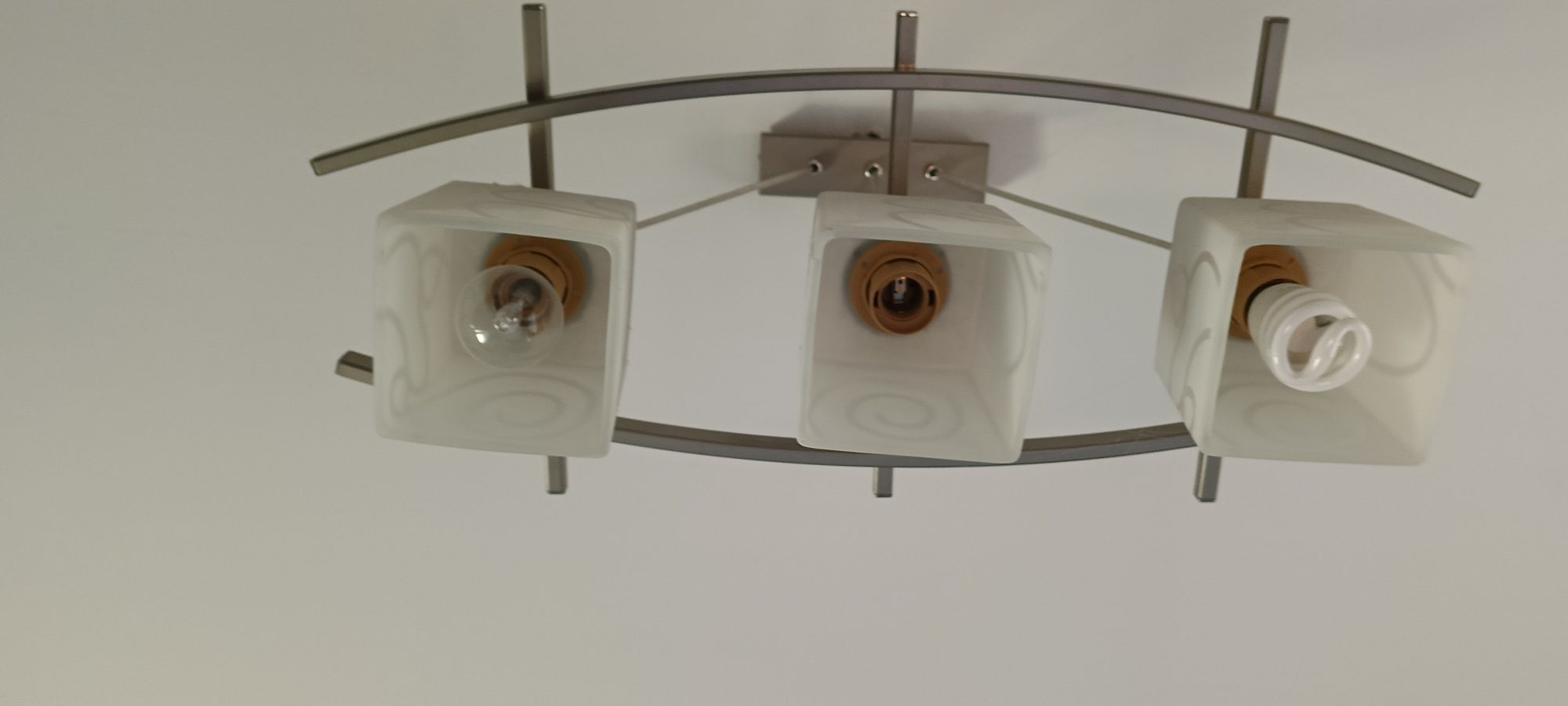 Lampa sufitowa (żyrandol)