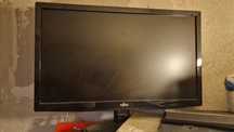Monitor Fujitsu 17 cali