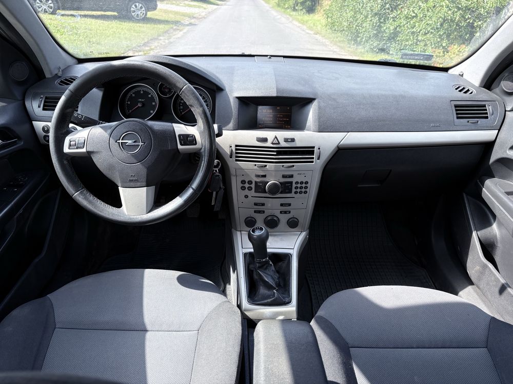 Opel Astra_2008r_Kombi_Nowe Oc i Przeglad