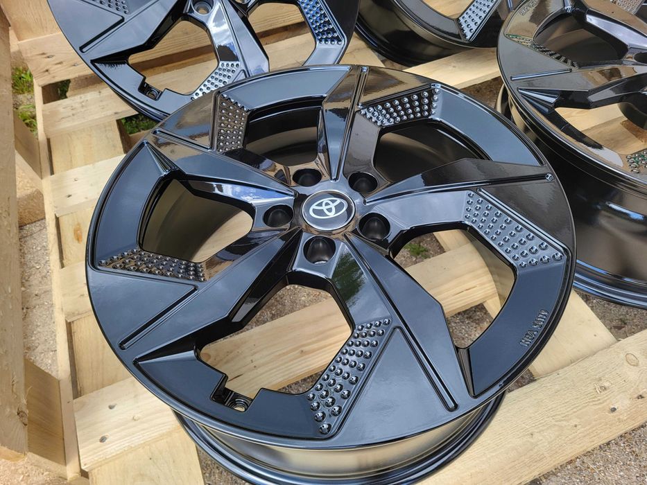 [950] NOWE! felgi aluminiowe TOYOTA 19" 8Jx19 5x114,3 et40 TUNINGOWE!