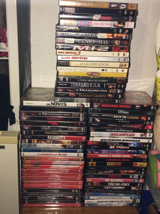 Grande lote de DVDS originais 68 dvds