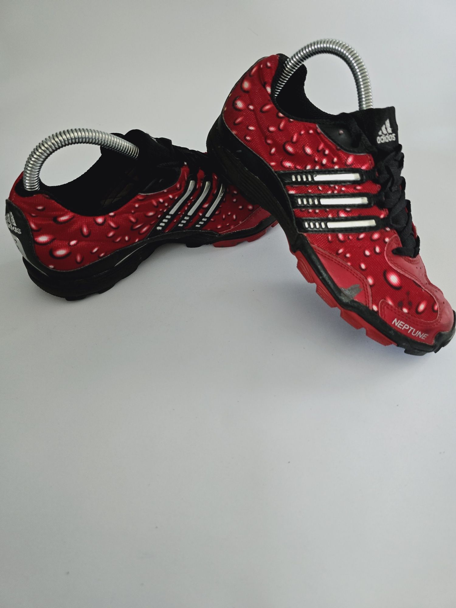 Turfy Adidas Neptune r.38/39