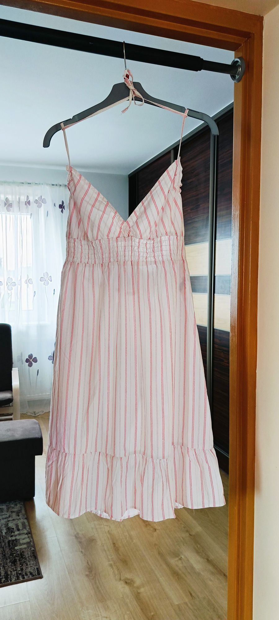Letnia sukienka boho, sukienka MIDI, sukienka wiązana na szyi