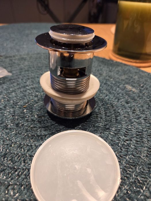 Klik klak umywalkowy