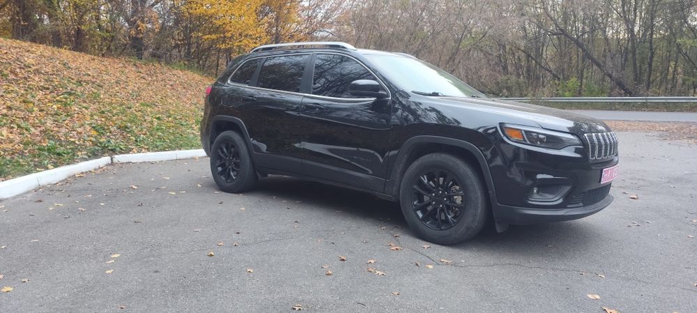 Продам Jeep Cherokee Лубни