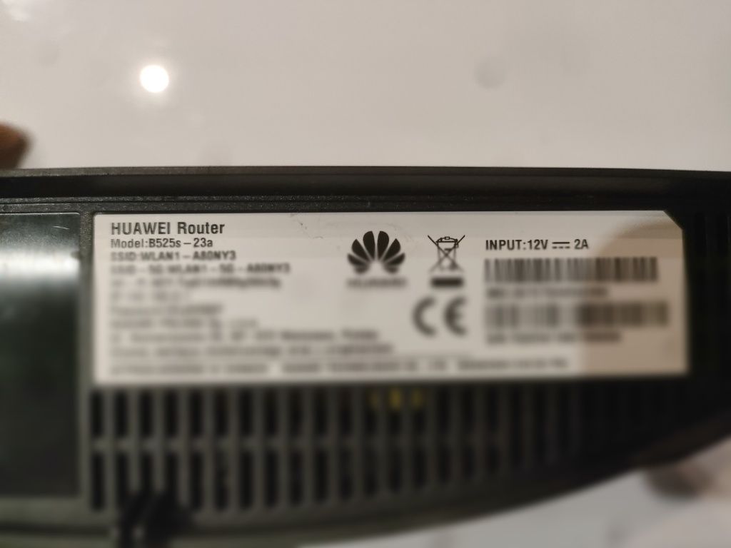 Router +Antena LTE Huawei B525s-23a